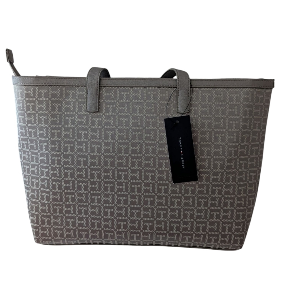 Tommy Hilfiger Women's Leather Tote With Zipper Pocket